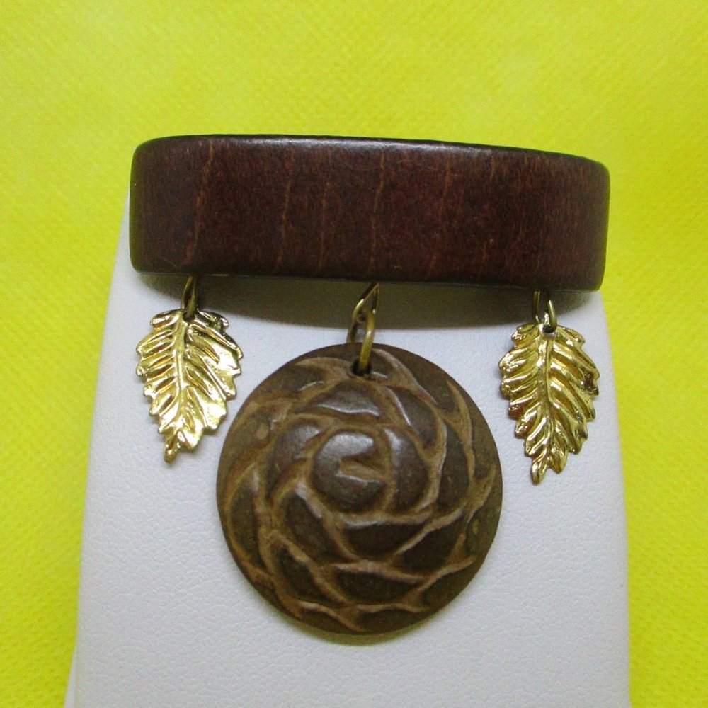 Wood Flower Metal Leaves Brooch